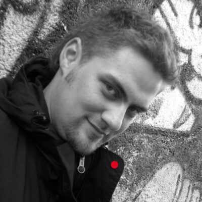 M-Fx_Maximilian_M_houztekk_redDot_smal